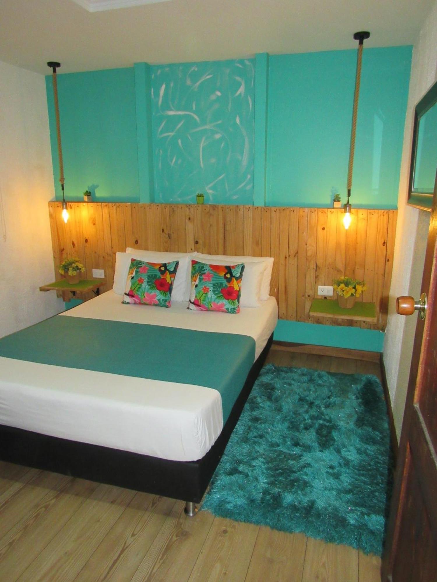 Hotel The Garden Lleras 10 Medellín Zewnętrze zdjęcie